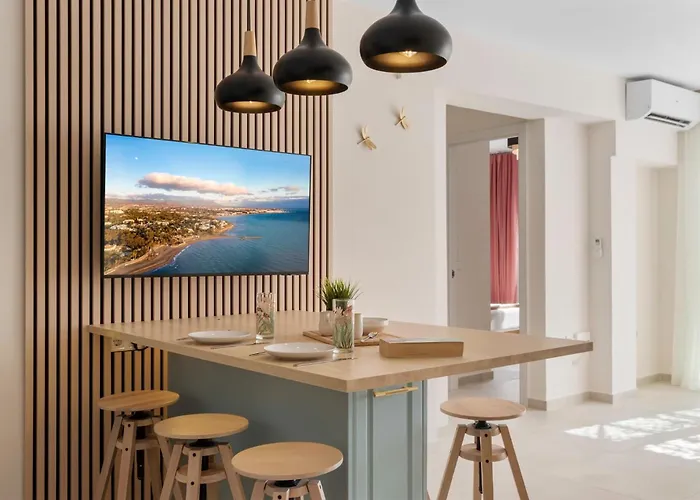 Old Town Gem With Terrace By Costarentals Daire